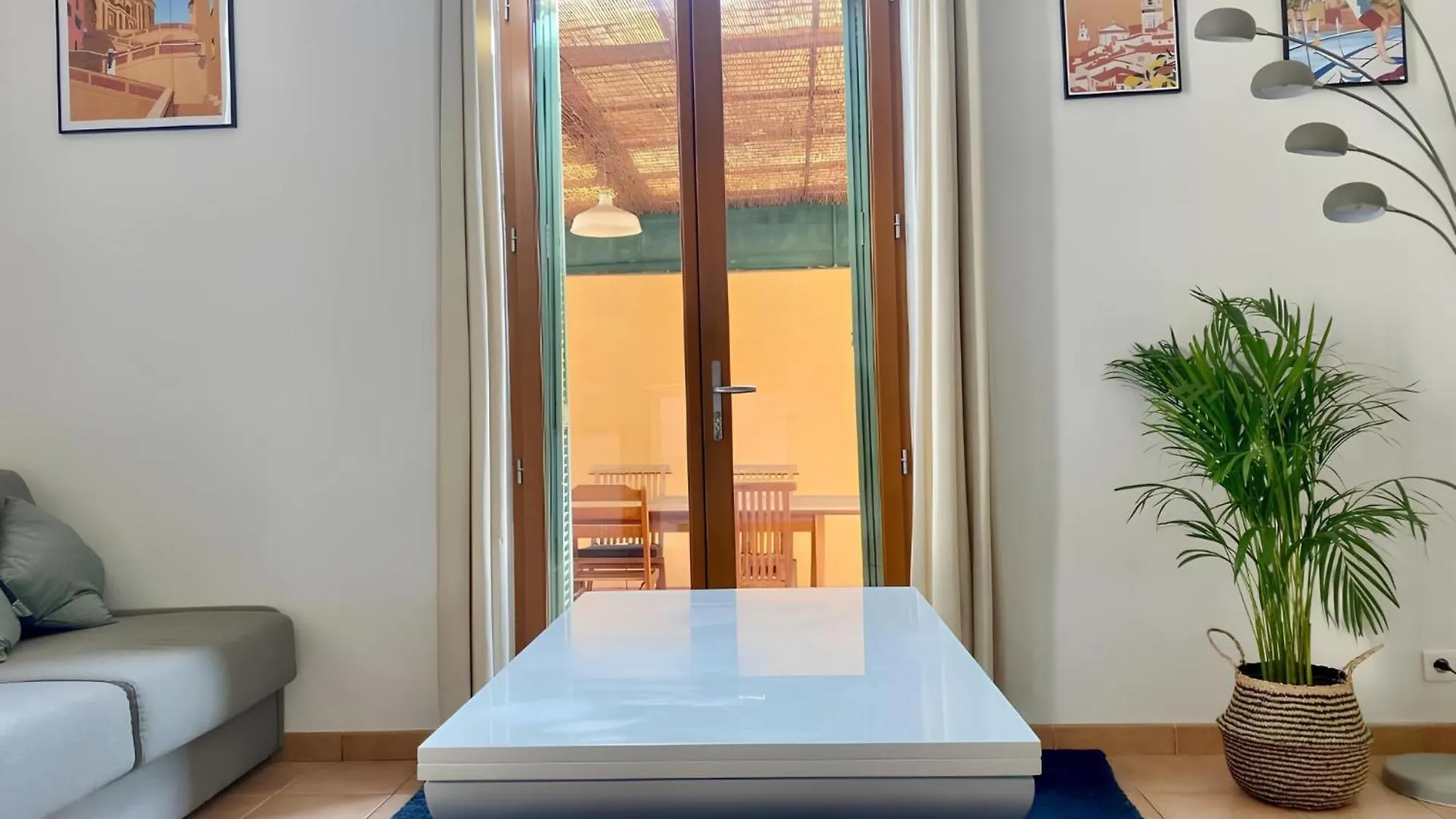 Appartement Terrasse Centre, 멍똥 프랑스