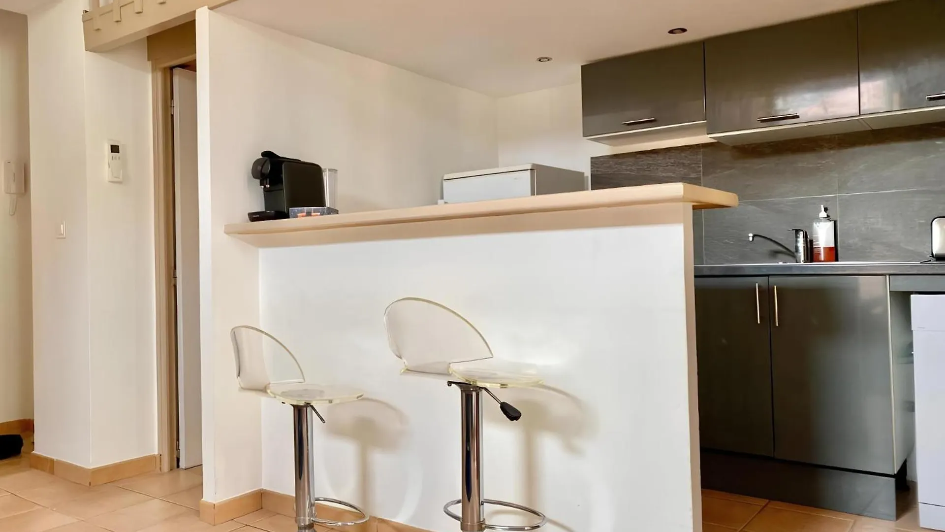 Appartement Terrasse Centre, 멍똥